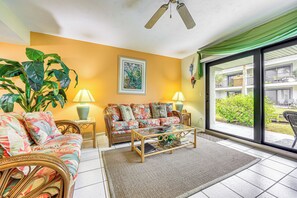 Interior - Community Pool: St Augustine Condo Near Beaches (St. Augustine)