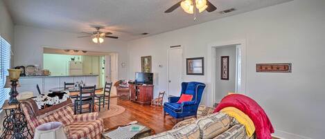 House (2 Bedrooms) | Front of property