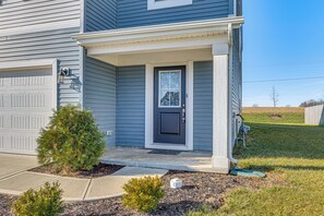 House (5 Bedrooms) | Interior - Indiana Home < 1 Mi to Proctor Park! (Whiteland)