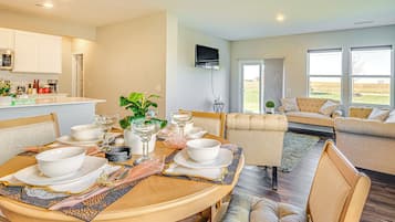 Rumah (5 Bedrooms) | Interior