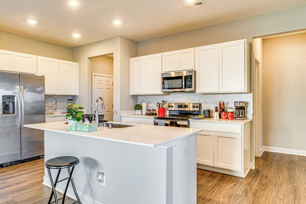 House (5 Bedrooms) | Interior - Indiana Home < 1 Mi to Proctor Park! (Whiteland)