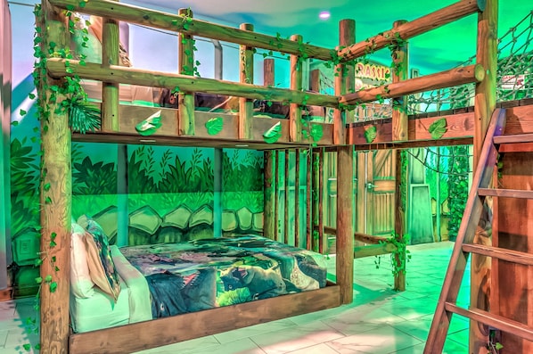 House | 9 bedrooms, Internet