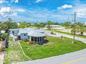 Exterior - 2 Min Walk to Beach, Putting Green, MIL Suite (Port St. Joe)