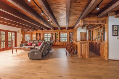 Amazing Zephyr Cove Mansion, The best place for a family vacation! (ZC1211)