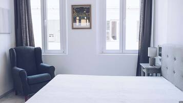 2 chambres, fer et planche Ă repasser, Wi-Fi, draps fournis