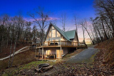 Deerfield Hideaway At Old Rocky 5 Bedroom Home