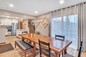 Casa, 5 habitaciones | Restaurantes