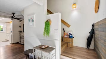 Condo, 2 Bedrooms | Interior