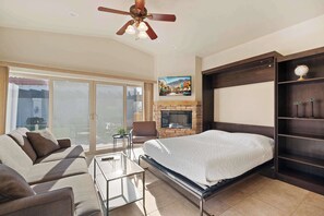 1 bedroom, desk, WiFi, bed sheets