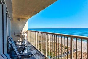 Property grounds - PW706: Pelican Watch - Sea You Next Time - Oceanfront, Updated Condo w/ Pool Acc (Carolina Beach)