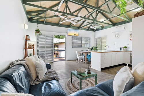 Unit 11 Point Lookout Beach Resort