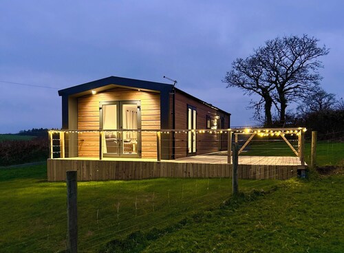 A brand new luxury lodge with breath taking views