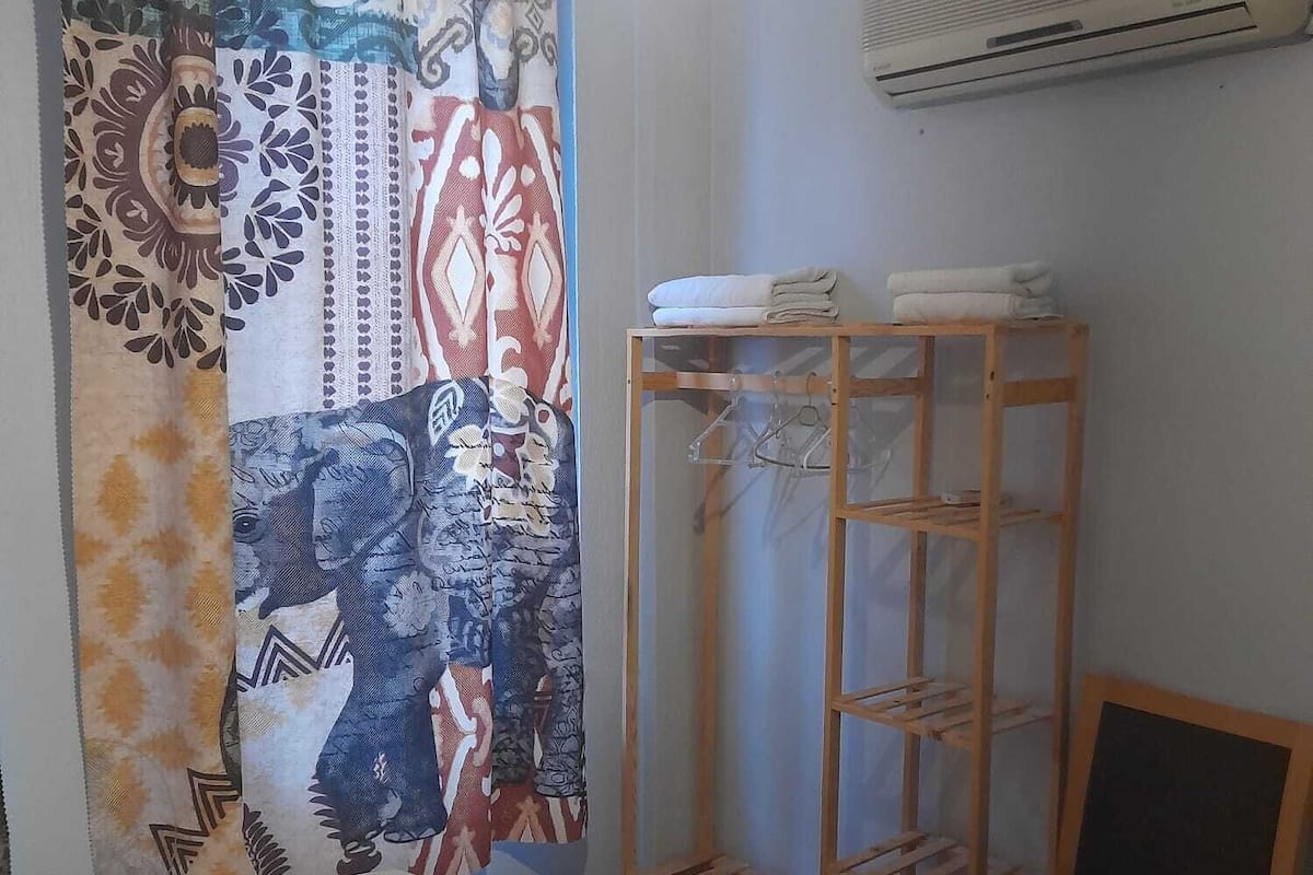 Classic Twin Room | Free WiFi