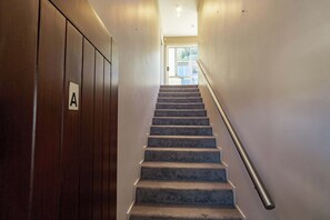 Interior - Spectacular views, large 3-bedroom house (Queenstown)