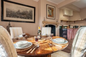 Dining - The Gatehouse, Little Massingham, Norfolk (Little Massingham)