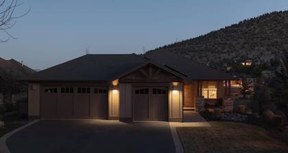 Elevated Escape | Modern 5BDR Retreat