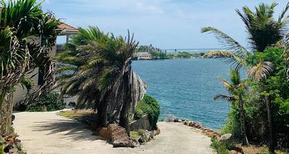Waterfront 5BR Villa near English Harbour | Private Pool & AC