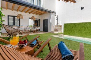 Villa | Outdoor dining