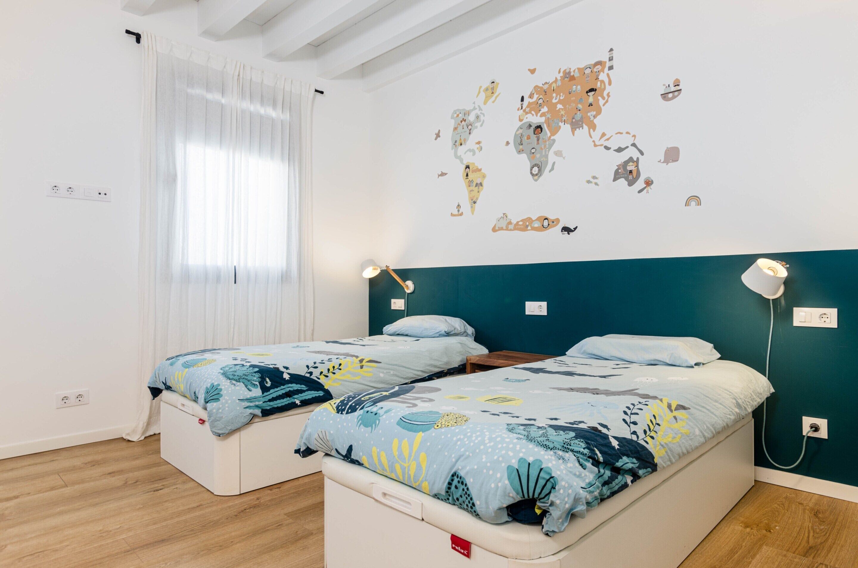 2 bedrooms, iron/ironing board