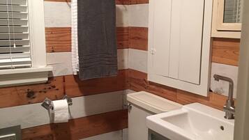 Towels, soap, toilet paper