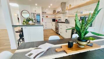 Microwave, dishwasher, paper towels