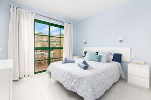 1 chambre, fer et planche à repasser, Wi-Fi, literie fournie