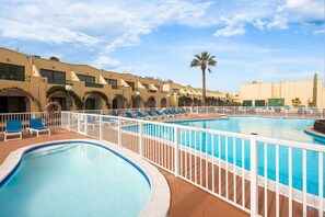 Pool - Home2Book Charming Duplex, Terrace & Pool, Caleta (Caleta de Fustes)