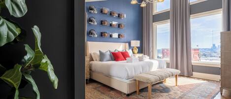 8 habitaciones, escritorio, tabla de planchar con plancha y wifi gratis