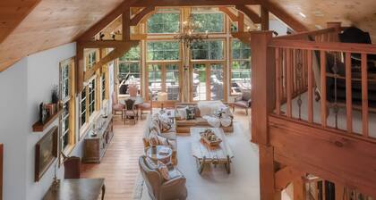 Pine Meadow Estate | Ski-in/ski-out, Floor-to-Cieling Windows, Panoramic Views