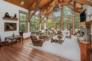 TV connectée, lecteur de DVD, chaîne hi-fi