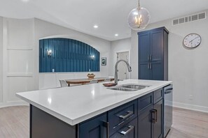 Interior - Beach Bliss Home | Rooftop Deck, Pool Access;Prime (Union Pier)