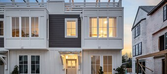 Beach Bliss in Union Pier | Rooftop Deck, Pool Access; Prime