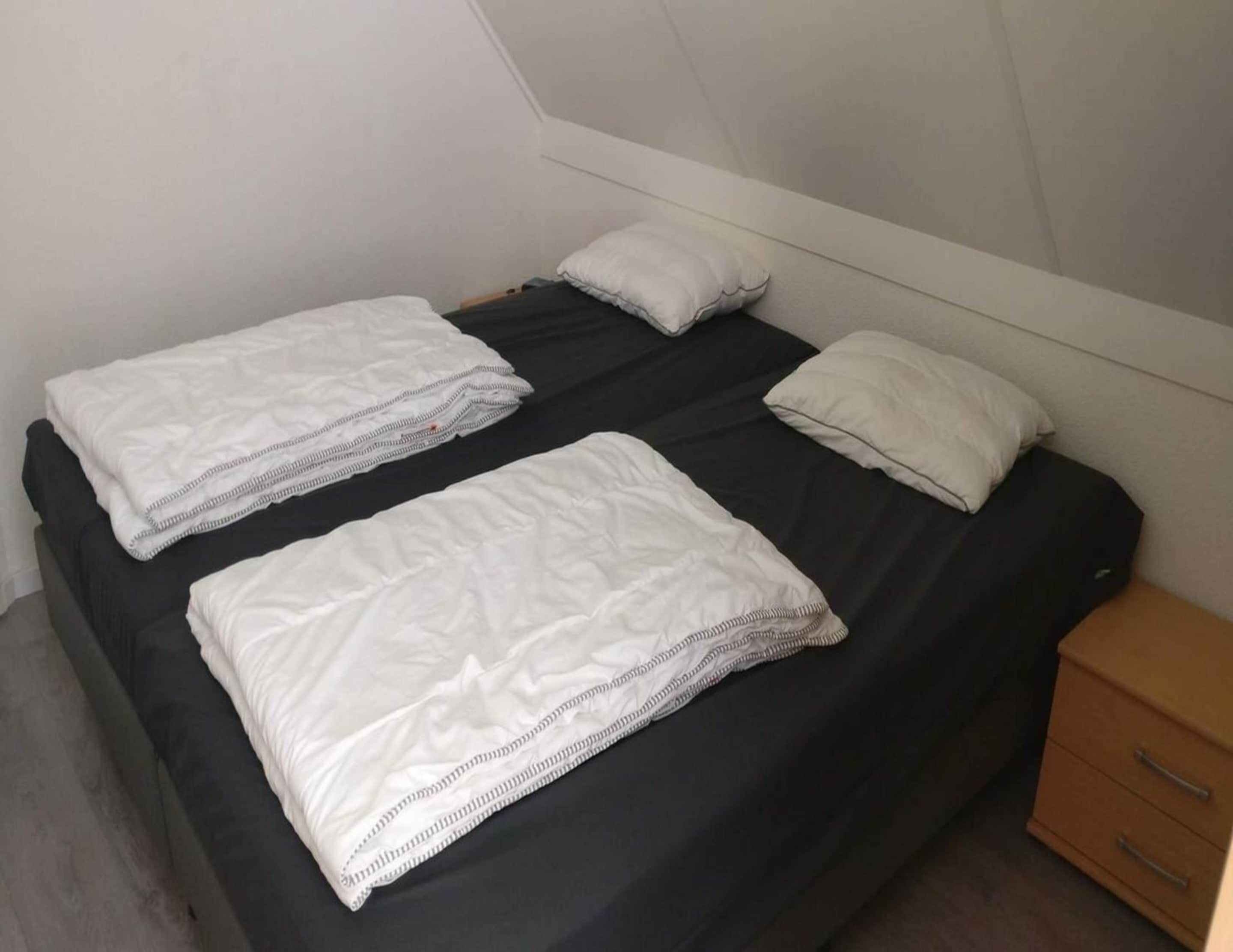 27 Schlafzimmer, individuell eingerichtet