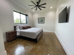 4 多间卧室、WiFi、床单