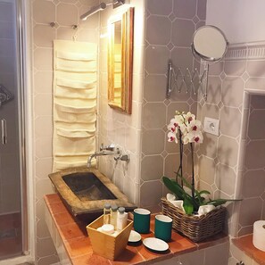 Suite Annex | Banheiro