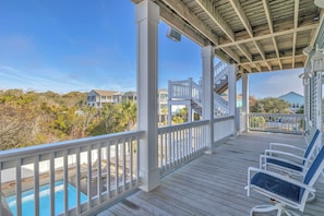 Property grounds - Pelican Pants: Ocean View with Great Beach Access, Private Pool (Oak Island)
