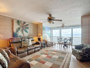 Smart TV, stereo, offices