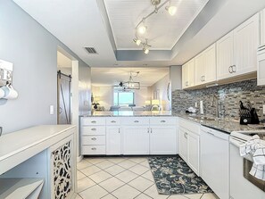 Fridge, microwave, oven, stovetop - Book your stay in beautiful Unit 313 directly on the beach (Fort Myers Beach)