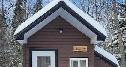 Cozy cabins for rent
Perfect for a winter getaway
Pet friendly