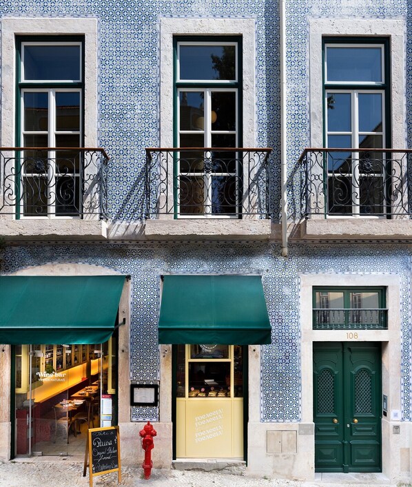 Front of property - Hermitage Castelo - Casa Sé (Lisbon)