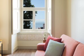Deluxe Apartment, 2 Bedrooms, River View | Living area - Hermitage Castelo - Casa Sé (Lisbon)
