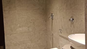 Standard Double Room, City View | Bathroom