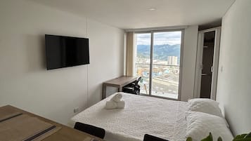 1 bedroom, iron/ironing board, Internet, bed sheets