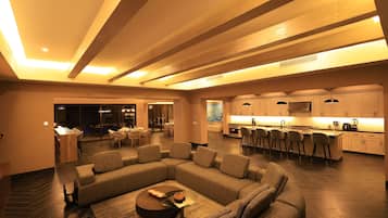 スマートテレビ、暖炉