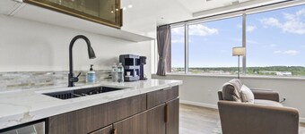 Urban Hideaway - 201