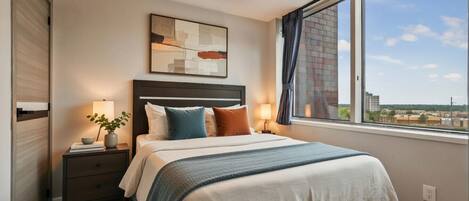 1 habitación, tabla de planchar con plancha, wifi gratis y ropa de cama