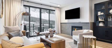 TV connectée, cheminée