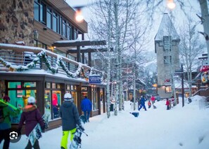 Snow and ski sports