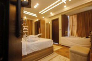 1 多间卧室、办公桌、熨斗/熨衣板、WiFi