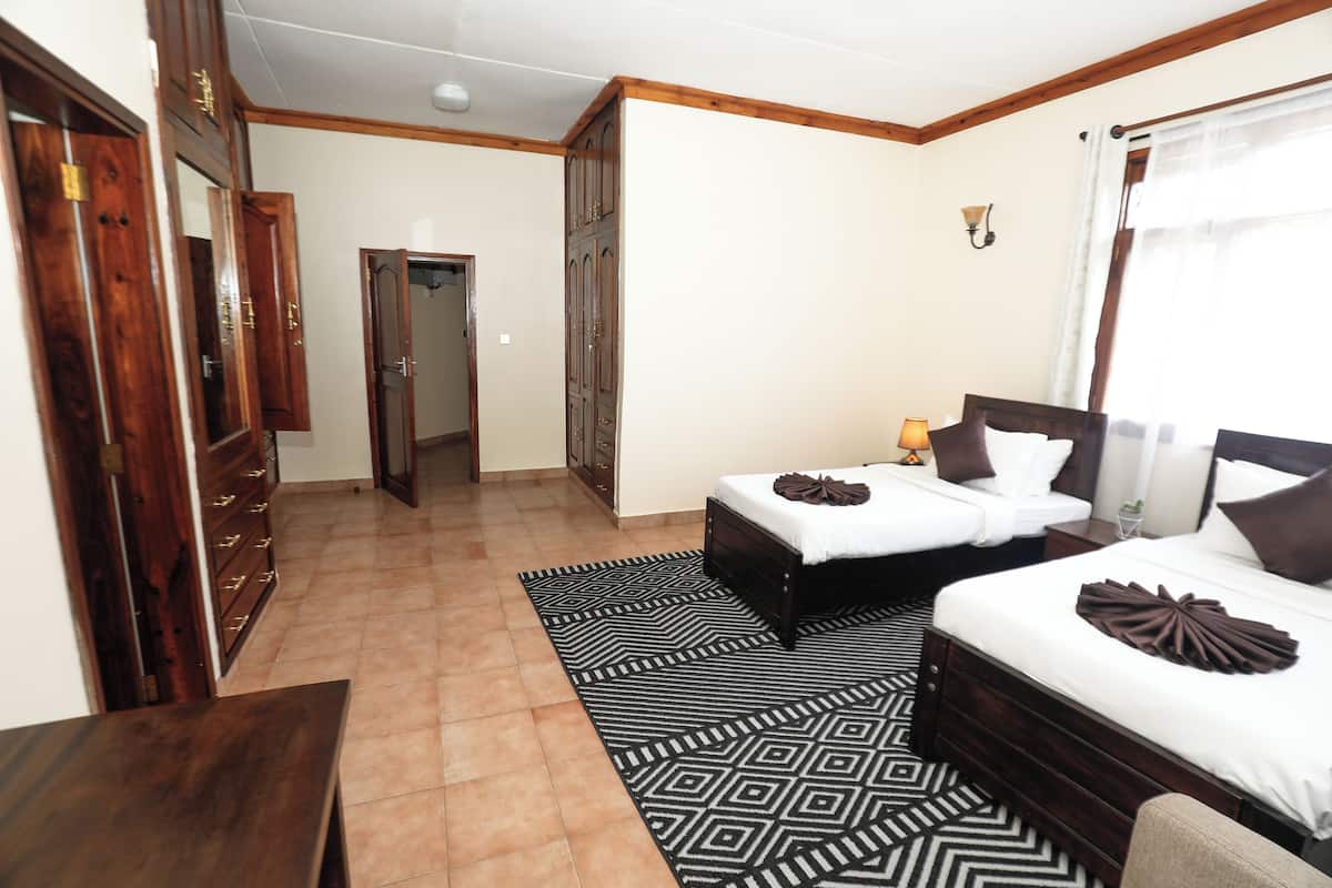Classic Double Room | Desk, laptop workspace, free WiFi